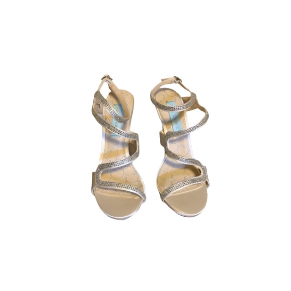 🆕 Betsey Johnson Sparkly Silver Heeled Sandals - Women’s Size 6